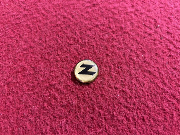 Z” (rondom)
