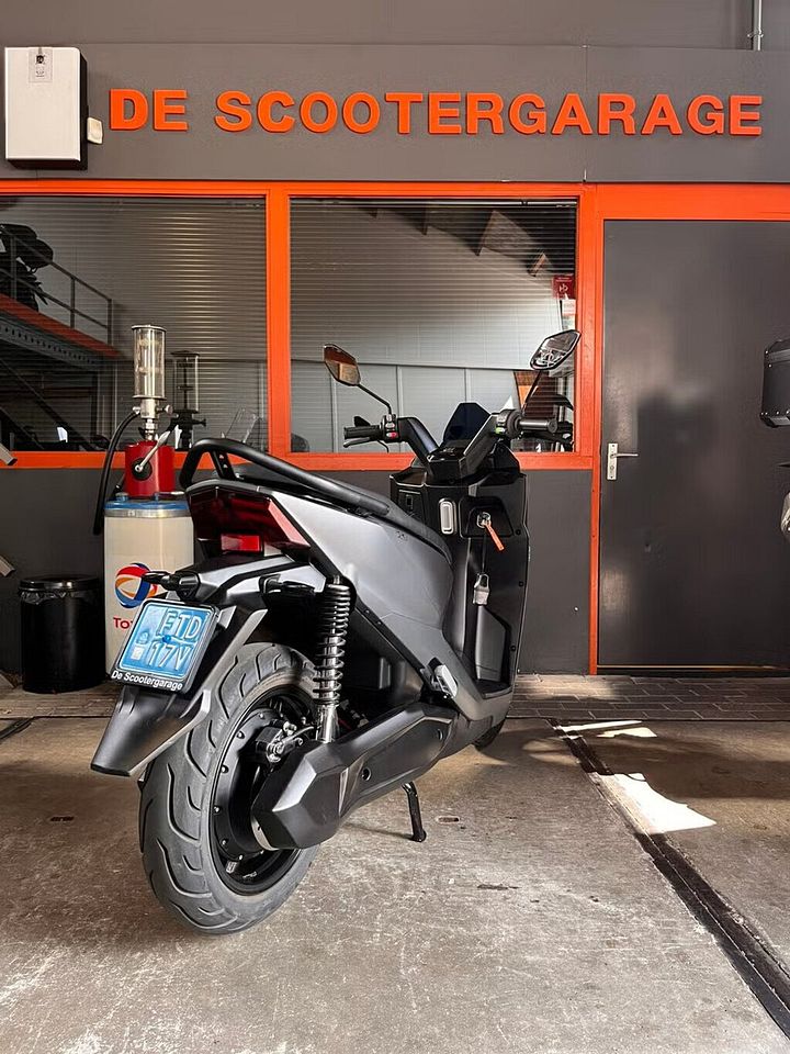 Horwin SK1 elektrische scooter snor 25km 2024 – Foto 3