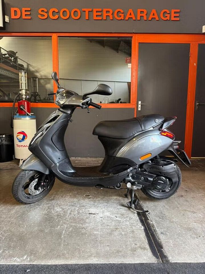 Piaggio Zip 45km Brom 2023 – Foto 4