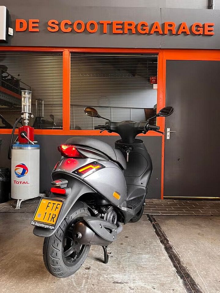 Piaggio zip brom 45km 2024 – Foto 3