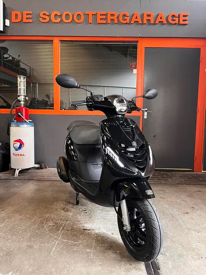 Piaggio Zip Brom 45km 2024