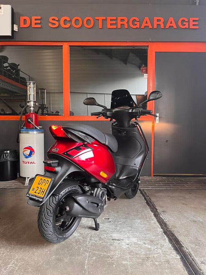 Piaggio Zip e4 Brom 45km Sp 2018 FULL Candy Red – Foto 3