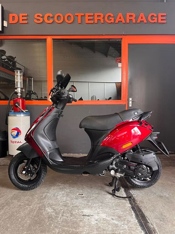 Piaggio Zip e4 Brom 45km Sp 2018 FULL Candy Red – Foto 4