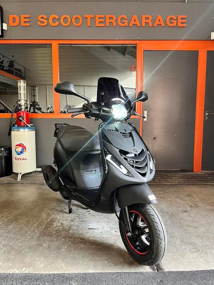 Piaggio Zip iget brom e5 45km 2023 FULL