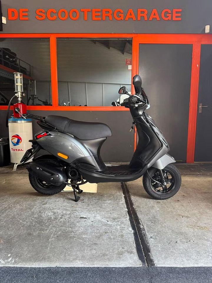 Piaggio Zip Brom 45km e4 SP 2019 FULL Agaat grijs – Foto 2
