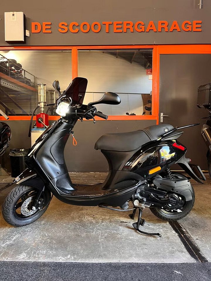 Piaggio Zip Brom 45km SP e3 FULL Black on Black 2017 – Foto 4