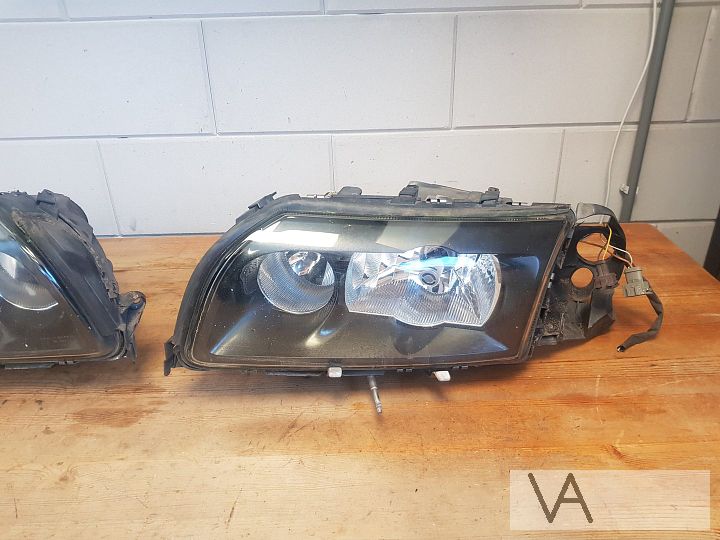 Volvo S80 1998 - 2006 xenon koplamp + module links 30716978 – Foto 2
