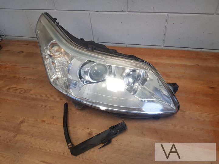 Citroen C4 2004 - 2010 koplamp rechts xenon 9646894280 €150 – Foto 2