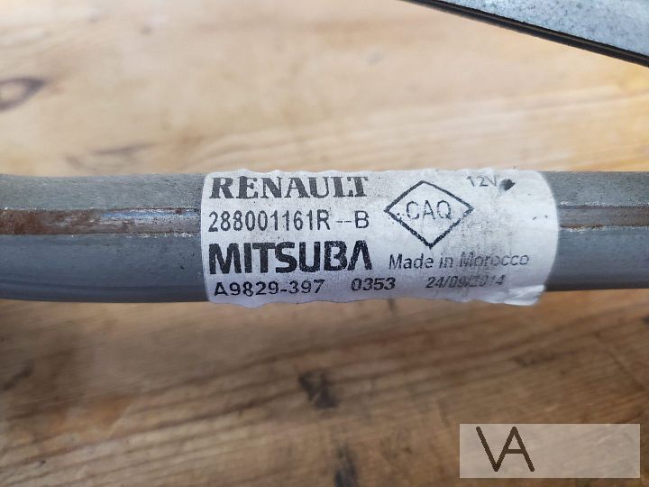 Renault Captur 2012 - 2019 ruitenwissemechaniek met motor – Foto 2