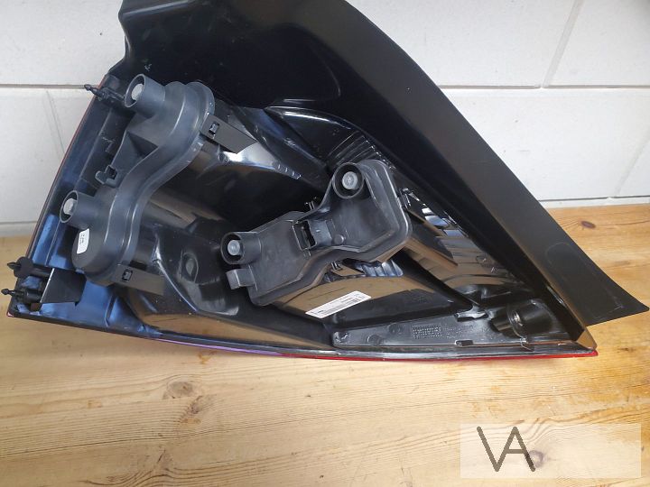 Renault Megane hatchback 2002 - 2006 achterlicht rechts €20 – Foto 3