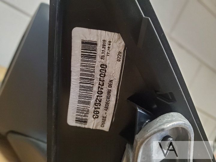 BMW 1 serie F40 2019 - 2023 spiegel links zilver grijs €200 – Foto 4