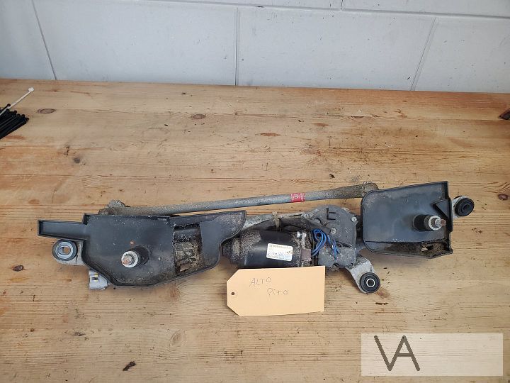Suzuki Alto  Nissan Pixo ruitenwisser mechaniek + motor €100
