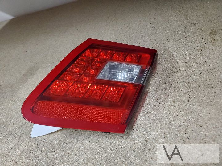 Mercedes E klasse W212 achterlicht LED op achterklep rechts