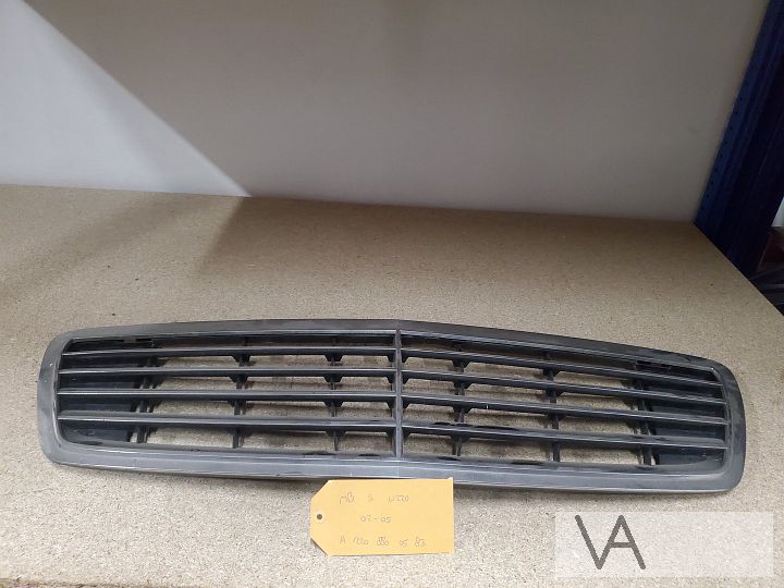 Mercedes S klasse W220 facelift grille 2002-2005 nette staat