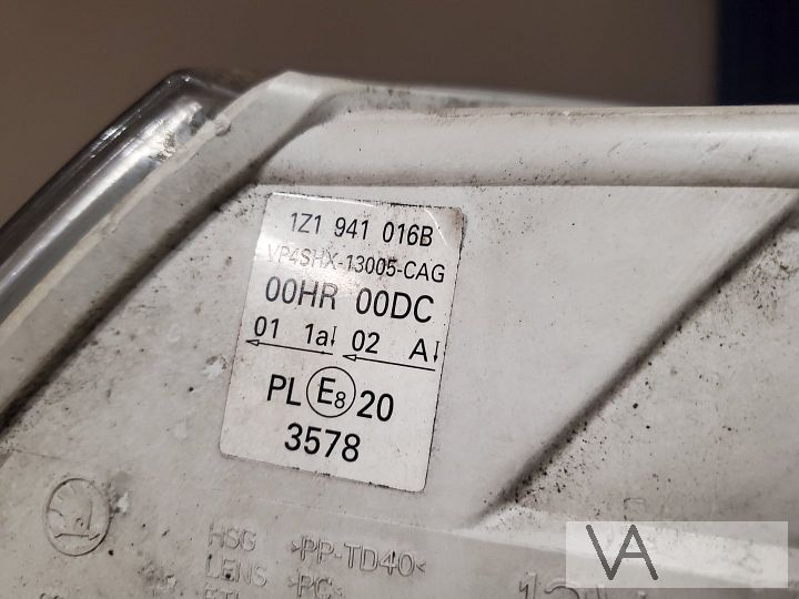 Skoda Octavia 2005 tot 2009 xenon koplamp rechts €99 – Foto 3