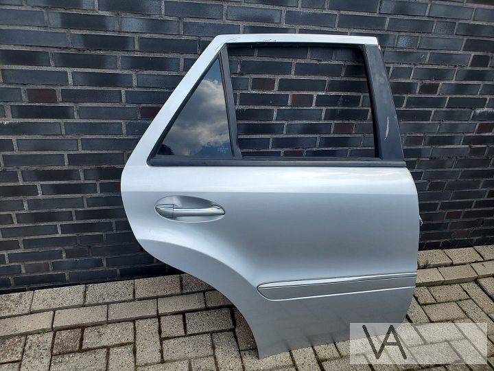 Mercedes ML W164 2005 - 2012 deur portier rechts achter €100 – Foto 2