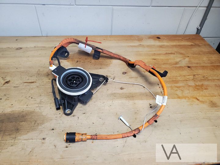 BMW 7 serie G11 / G12 oplaadkabel + stekkerdoos 6841629 €50