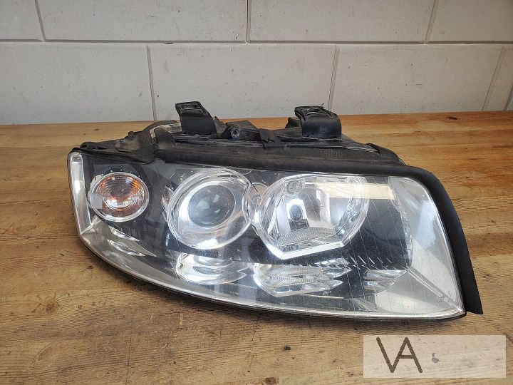 Audi A4 2000 - 2004 xenon koplamp rechts 8e0941004aq €75
