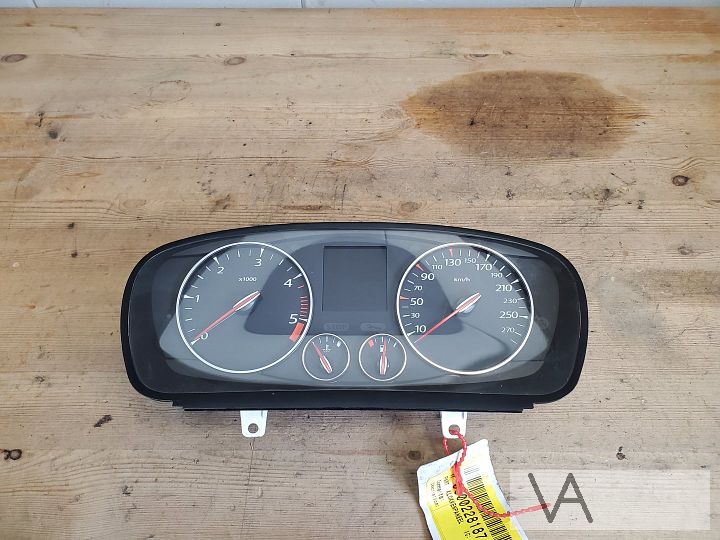 Renault Laguna 3 2007 - 2014 tellerklok cockpit diesel €40