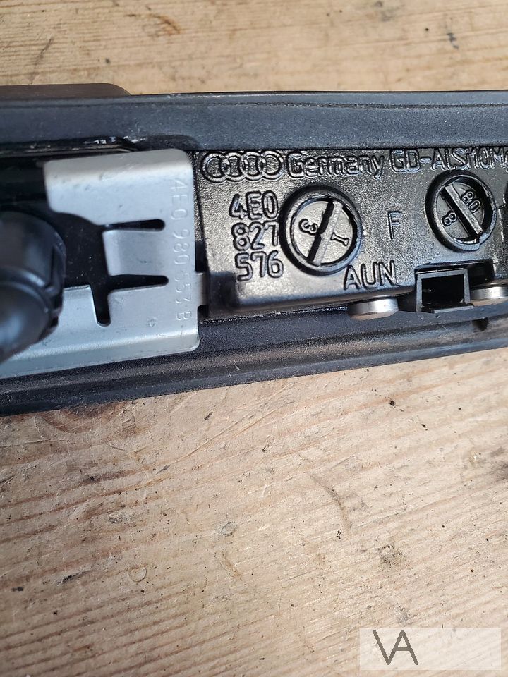 Audi A8 2002 - 2008 achterklep handgreep MET CAMERA €100 – Foto 3
