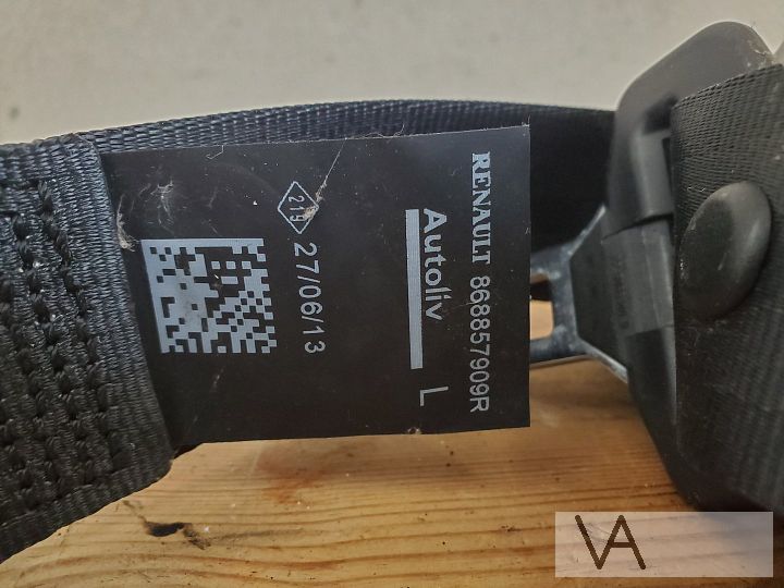 Dacia Sandero / Logan MCV 2012 - 2019 gordel linksvoor €30 – Foto 2