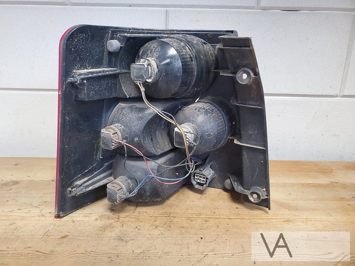 Range Rover Sport 2005 - 2009 achterlicht rechts 100 euro – Foto 2