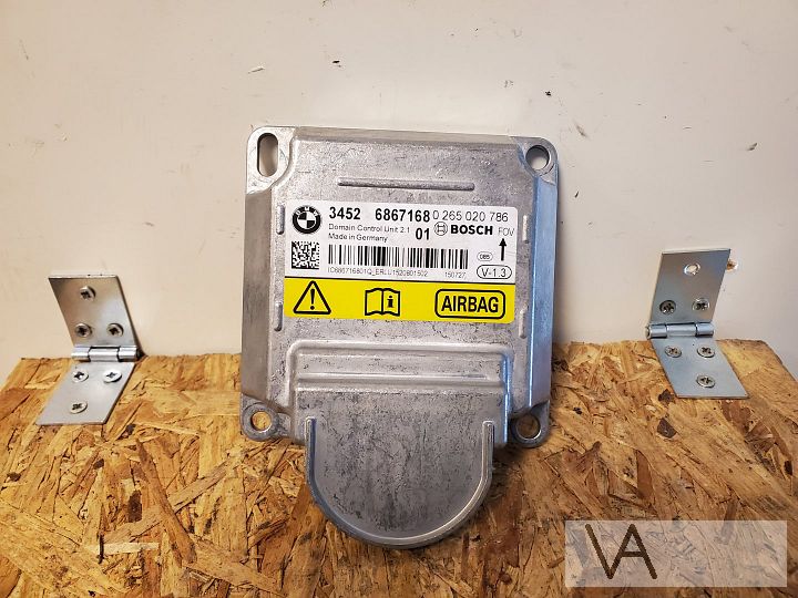 BMW 1 serie F20 F21 en 3 F30 F31 airbag module 6867168 €40