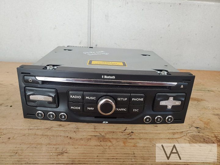 Peugeot Partner Citroen Berlingo radio navigatie 96736746xt