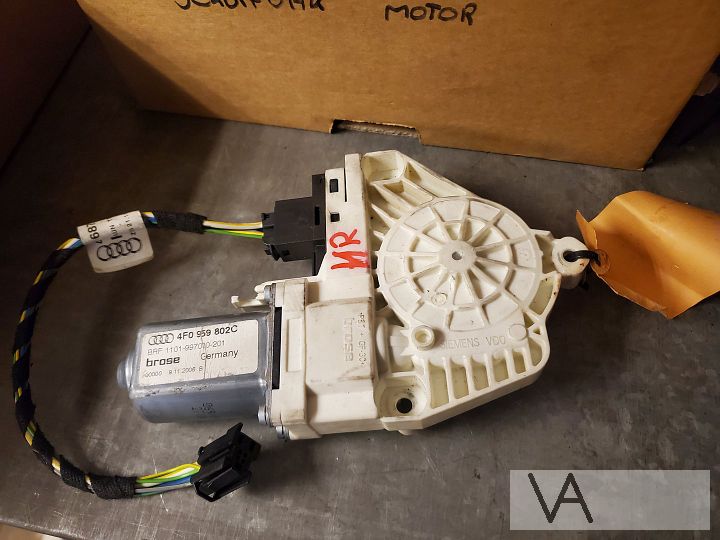 Audi A6 4f 2004 -2010 raammotor rechts achter 4f0959802C €20