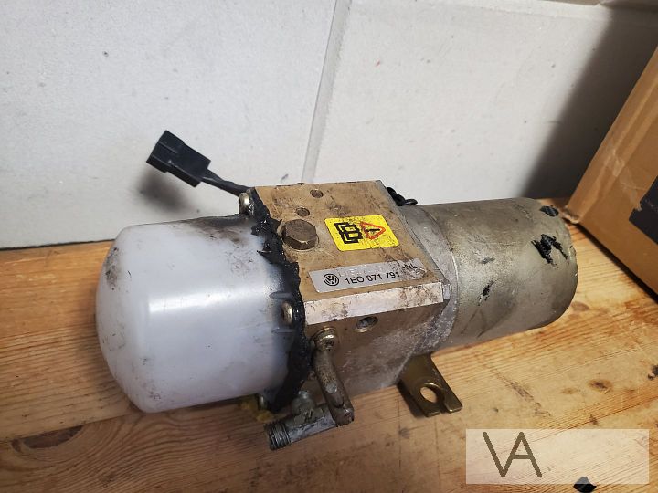 VW Golf 3 en 4 cabrio dakpomp hydrauliek 1e0871791 €75 – Foto 2
