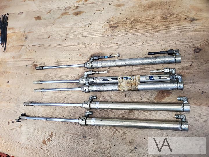 VW Golf 3 4 cabrio 1993 - 2002 hydrauliek cabriodak cilinder – Foto 3