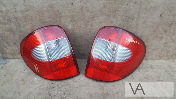 Achterlicht rechts Dodge ramvan Chrysler Voyager 00 - 07 €75
