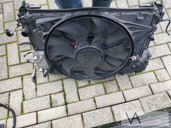 Mercedes C klasse W205 350e koelerpakket 2014 - 2018 €500 – Foto 5
