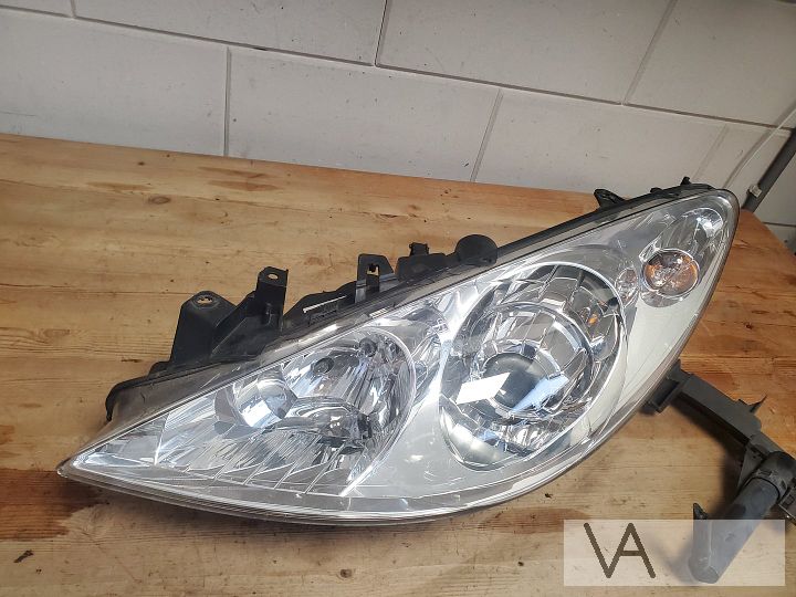 Peugeot 307 koplamp xenon links facelift 2005 - 2008 €200 – Foto 2