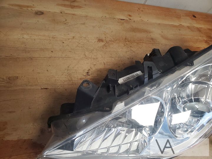 Peugeot 307 koplamp xenon links facelift 2005 - 2008 €200 – Foto 3