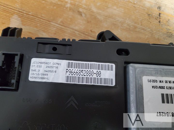 Citroen C4 picasso 2006 - 2012 radio navigatie display €100 – Foto 3