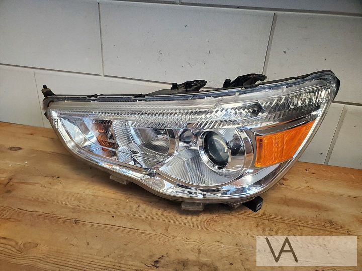 Mitsubishi ASX 2010 - 2016 koplamp links halogeen €150 – Foto 3
