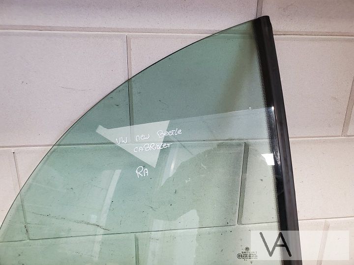 VW New Beetle cabrio 2002 - 2008 ruit rechts achter €350 – Foto 3