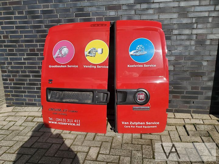 Fiat Doblo / Opel Combo deur bestelbus rechts achter 2010 >