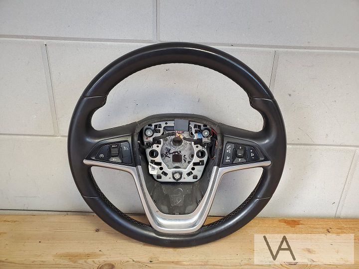 Opel Insignia 2009 - 2017 stuur leer met knoppen cruise €75