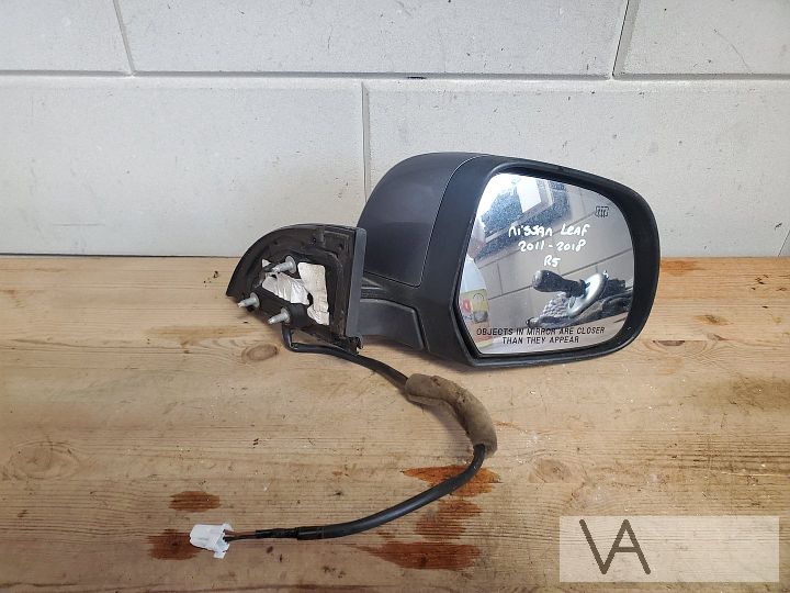 Nissan Leaf 2011 - 2018 spiegel rechts 5 draden €125 grijs