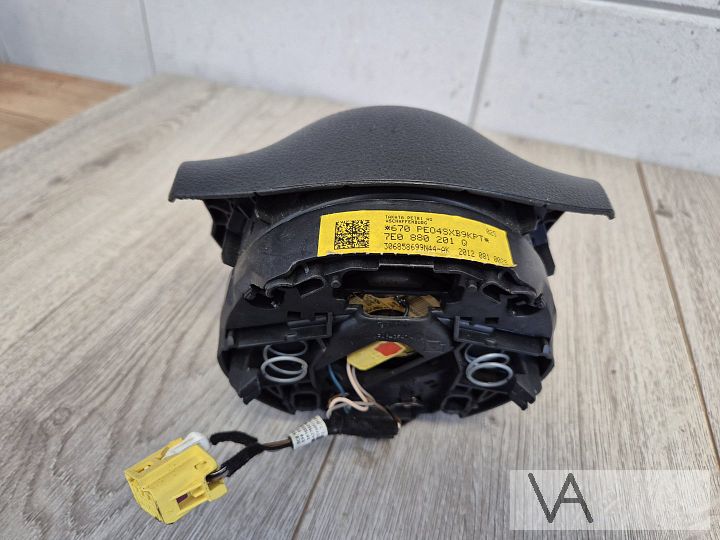VW Transporter 2010 - 2015 airbag links stuur 7e0880201Q €99 – Foto 3