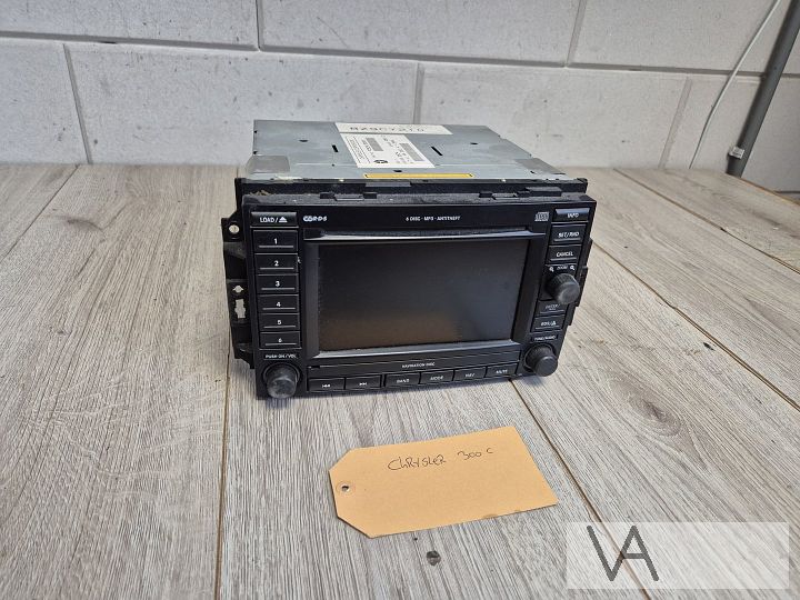 Chrysler 300c 300 c 2004 - 2010 radio navigatie unit €200