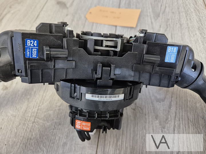 Toyota Yaris 4 2020 - 2025 kolomschakelaar met sleepring €50 – Foto 5