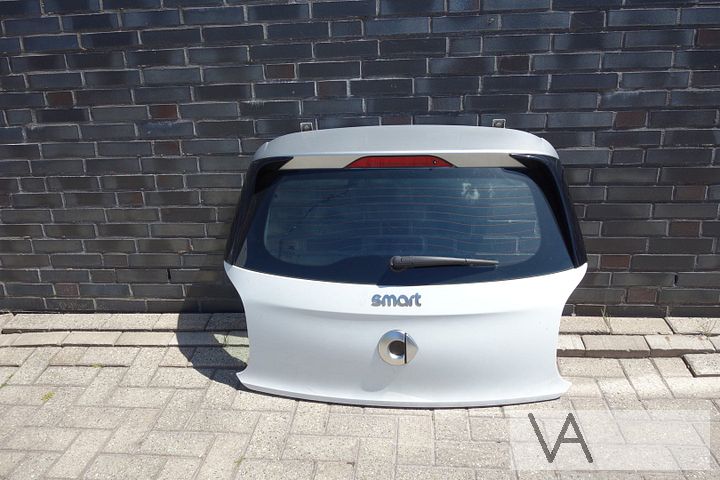 Smart Forfour 2014 - 2019 achterklep wit en zilver €100