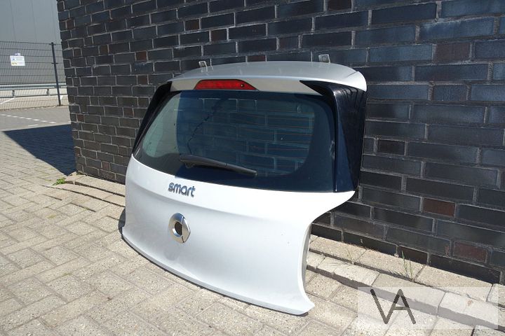 Smart Forfour 2014 - 2019 achterklep wit en zilver €100 – Foto 2