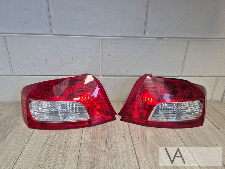 Peugeot 407 sedan 2008 - 2011 achterlicht links / rechts €99