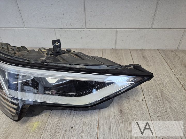 Audi E-tron Etron 2018 - 2024 koplamp rechts 4ke941040 LED – Foto 2