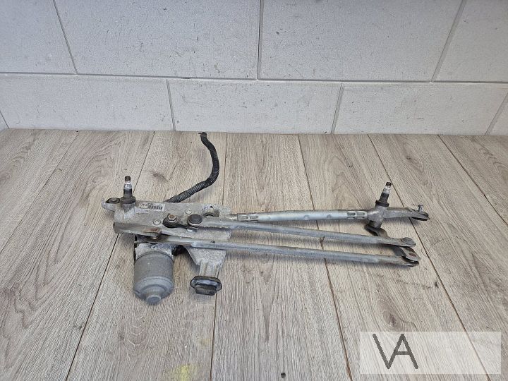 Peugeot 308 2013 - 2020 ruitenwissermechaniek met motor VOOR