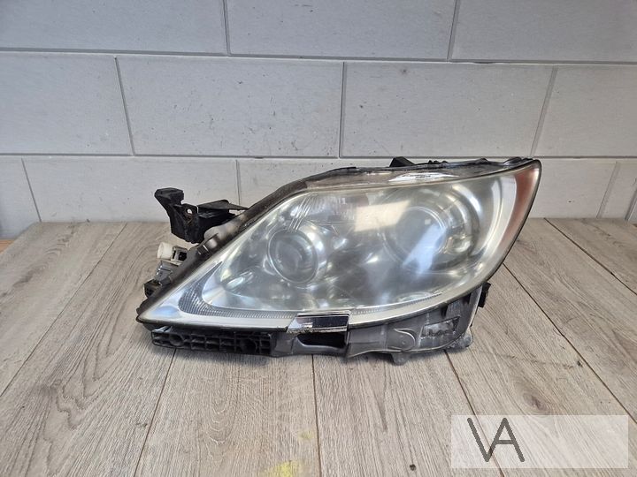 Lexus LS ls460 ls600h 2006 - 2013 koplamp links XENON €400